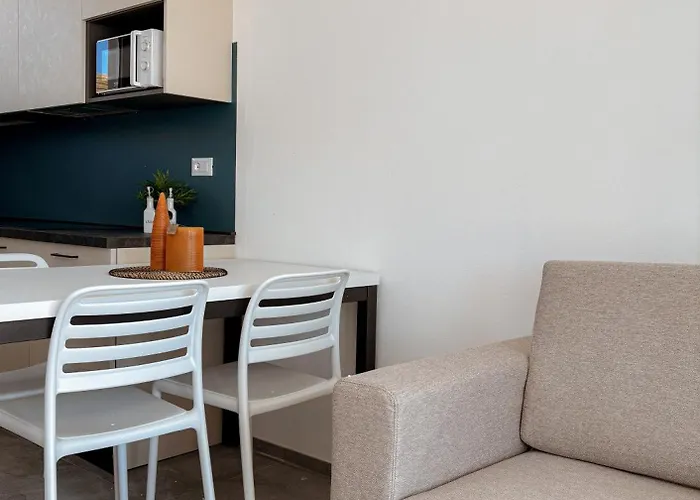 アパート Athesis *